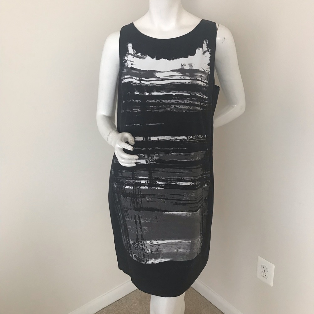 The Limited Black and White Modern Print Shift Dress